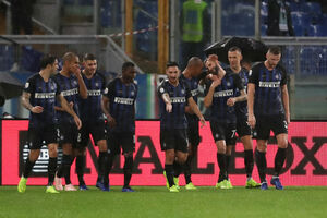 Lacio nije imao šansi, Inter i Ikardi zablistali u kišnom Rimu