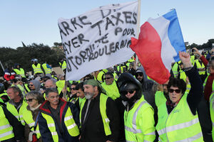 Epilog protesta u Francuskoj: Jedna osoba poginula, više od 400...