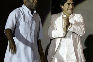 Maradona napunio 58 godina, najbolju čestitku dobio od Pelea