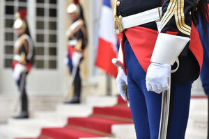 Pariz: Žandarm se ubio u dvorištu rezidencije francuskog premijera?