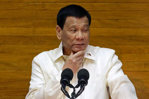 Duterte: Momci, želim da znate da razmišljam da podnesem ostavku...