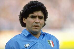 Da li ste znali da je Maradona samo jednom nosio dres sa brojem 9?