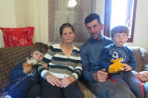 Spajići razmišljaju da sele u Srbiju kako bi školovali blizance