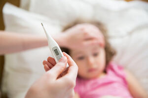 Kako sniziti temperaturu kod djeteta