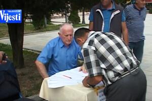 Penzioneri iz Bijelog Polja potpisuju peticiju: Penzija od 125...