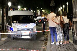 Muškarac povrijedio sedmoro u napadu nožem i šipkom u Parizu