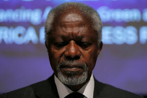 Svjetski zvaničnici  žale zbog smrti Kofija Anana, zastave Gane na...