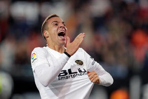 Rodrigo na čudesan način odveo Valensiju u polufinale Kupa:...