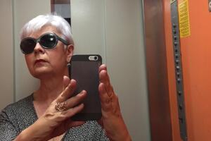 Jadranka Kosor objavila selfi: "Širim pesimizam po liftovima"