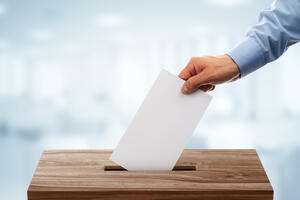Demokrate tvrde: U Plužinama građani slikaju glasačke listiće