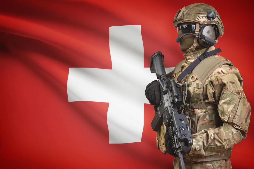 Švajcarska, vojnik, Foto: Shutterstock