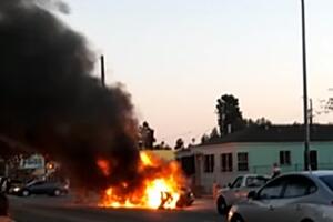 Stravičan sudar u Los Anđelesu, oba auta se zapalila: Stradali...