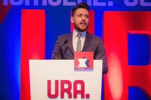 URA: Nepristojno detaljnije komentarisati poruke Nikolića