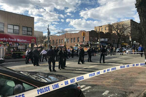 Njujork: "Čudak iz kraja" uperio metalnu cijev u policajce, oni ga...