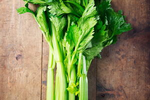 Riješite se lošeg zadaha: Žvaćite celer, a ne žvake