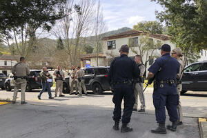 Tri žene ubijene u Kaliforniji, napadač mrtav