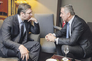 Đukanović i Vučić se uoči izbora igraju sukoba