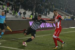 Remi u vječitom derbiju, Partizan dobio penal nakon 22 godine