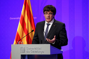 Smijenjene vlasti u Kataloniji: Pudždemon ostaje predsjednik