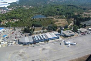 Aerodrom Tivat je isplativ, ali se loše rukovodi