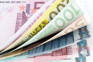 Vlada se zadužuje još 22,59 miliona eura