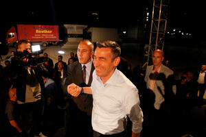 AFP o izborima na Kosovu: Pobjedu odnijela "koalicija ratnika"