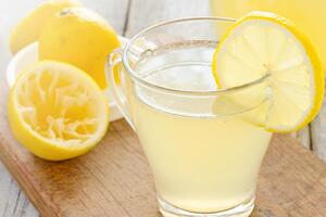 Limunada s lavandom: Najprirodniji lijek protiv glavobolje