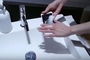 Pogledajte novi M:tech: Telefon koji se pere sapunom