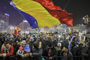 Rumunija: Drugog dana protesta na ulice izašlo 250.000 građana