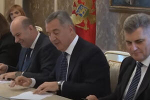 Potpisan sporazum o formiranju Vlade Crne Gore