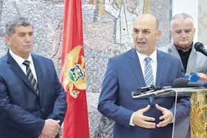 Ultimatum Albanske koalicije DPS-u: Bez tri funkcije ne ulaze u...