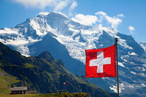 Švajcarska policija sprovodi raciju u džamiji na sjeveru zemlje