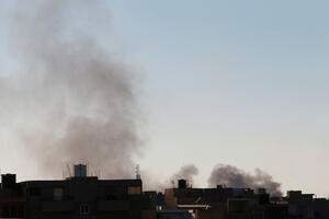 Libija: Eksplozija auto-bombe, ubijeno 12 vojnika