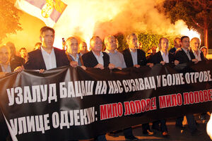 Lideri Fronta oćutali protest