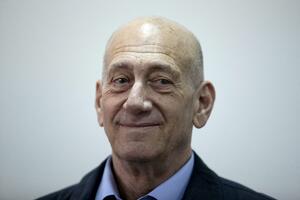 Izrael: Bivši premijer Ehud Olmert neće provesti u zatvoru šest...