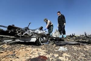 Pad ruskog aviona: Privedena dvojica radnika aerodroma u Šarm...