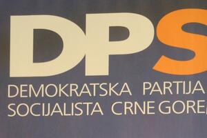 DPS: Lideri Fronta jedino znaju gdje je Skupština, tamo primaju...