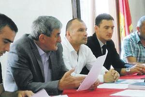 Ejup Nurković preporučio firmama da angažuju njegovog rođaka