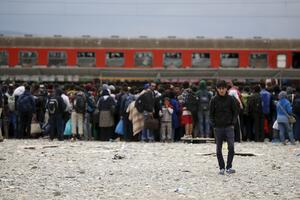Kroz Makedoniju ubuduće izbjeglice mogu samo vozom