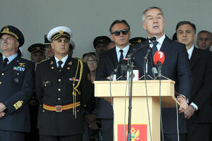 Đukanović: Vlada vodi Crnu Goru u Savez u kom će biti manje rizika
