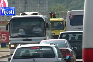 Nadležni traže rješenje za autobuski prevoz do Podgorice