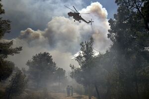 EU šalje avione u pomoć Grčkoj u borbi protiv požara