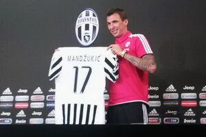 Mandžukić predstavljen u Juventusu