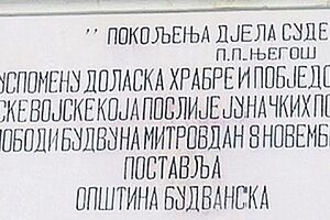Država skida tablu sa natpisom da su srpski vojnici oslobodili...