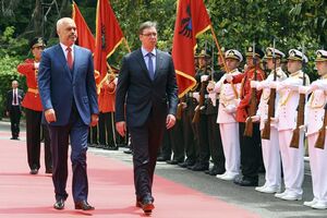 SAD pozdravile Vučićevu posjetu Tirani