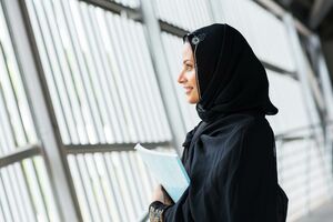 Ustav i zakon brane  hidžab