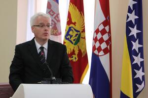 Članovi izbornog štaba Iva Josipovića posjetili čelnike hrvatske...