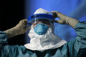 SZO: Broj umrlih od ebole prešao 5.000