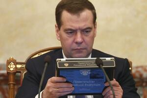 Lažni tvit Medvedeva o ostavci