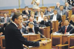 Krivokapić insistira na usvajanju novog izbornog zakona